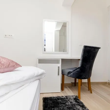 Niko شقة تروغير