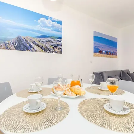 Niko Διαμέρισμα