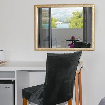 Niko Διαμέρισμα Τρογκίρ